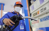 Thị trường ngày 29/9/2025: Giá vàng neo ở ngưỡng cao, xăng dầu có xu hướng giảm