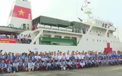 Đoàn đại biểu TP.HCM thăm cán bộ, chiến sĩ và nhân dân các đảo Tây Nam, Nhà giàn DK1