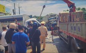 Xe đầu kéo va chạm xe tập lái, học viên lái xe tử vong