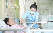 Không chủ quan với dấu hiệu sốt kéo dài, đau bụng âm ỉ không rõ nguyên nhân