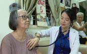 TP. Hồ Chí Minh: Người cao tuổi được khám sức khỏe định kỳ miễn phí tại nhà