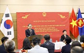 Chủ tịch Quốc hội Trần Thanh Mẫn gặp gỡ cộng đồng người Việt Nam tại Hàn Quốc