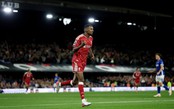 Alexander Isak lập cú đúp sớm, Liverpool giành chiến thắng trước Ipswich