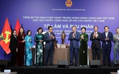 Tổng Bí thư, Chủ tịch nước Tô Lâm gặp gỡ cán bộ, nhân viên Đại sứ quán và cộng đồng người Việt Nam tại Liên bang Nga