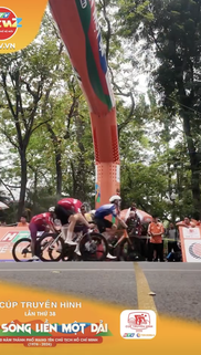 Patrick Patterson bất ngờ "lên tiếng", giành chiến thắng kịch tính tại Hồ Hoàn Kiếm