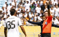Real Madrid thắng trận đầu tiên ở FIFA Club World Cup với 10 cầu thủ trên sân