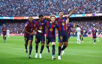 Barcelona thắng trận thứ 8 liên tiếp, giữ vững ngôi đầu La Liga