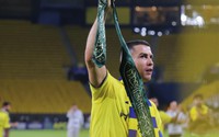 Trận đấu của Al-Nassr bị hoãn một giờ do không kích