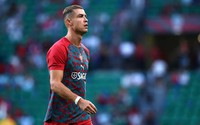 Cristiano Ronaldo bị cấm thi đấu 30 ngày sau vụ rời đội tuyển Bồ Đào Nha
