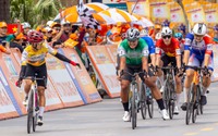 Khoảnh khắc đẹp Chặng 2: Vòng đua từ Việt Trì - Vĩnh Yên - Đông Anh