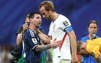 Argentina ngược dòng kịch tính trước Anh, tái đấu Tây Ban Nha ở chung kết