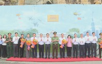 Khánh thành công trình bích họa “Việt Nam tươi đẹp” tại Côn Đảo