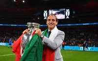 Roberto Mancini trở lại dẫn dắt đội tuyển Italia