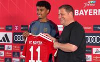 Bayern Munich ra mắt tân binh Nathaniel Brown