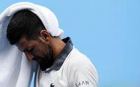 Djokovic gục ngã trước sức nóng Cincinnati trong trận tái xuất