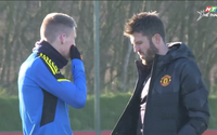Manchester United bổ sung nhân sự ở hàng tiền vệ