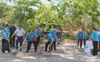 Tận tụy vì dân, vững lòng với Đảng