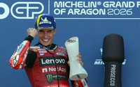 Marc Marquez thắng chặng Aragon, thu hẹp cách biệt với Jorge Martin