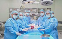 Ghép tế bào gốc từ người hiến 18 tháng tuổi cứu bệnh nhi suy tủy xương