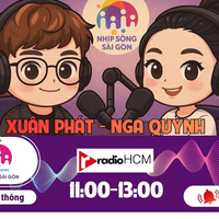 Nhịp sống Sài Gòn trưa: "Thánh văn vở" chốn công sở