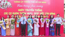 Thành ủy TP. Hồ Chí Minh tổ chức gặp mặt nhân Ngày Truyền thống các cơ quan tham mưu, giúp việc của Đảng và Ngày Phụ nữ Việt Nam 20/10