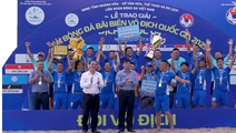 Kết thúc giải bóng đá bãi biển VĐQG: Đội Khánh Hoà chứng minh vị thế hàng đầu