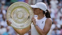 Chiến thắng trận chung kết với tỷ số khó tin 6-0 6-0, Swiatek lần đầu tiên vô địch Wimbledon