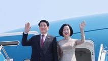 Chủ tịch nước Lương Cường và Phu nhân lên đường thăm Ai Cập, Angola