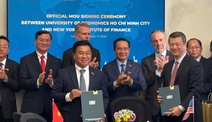 Đại học Kinh tế TP. Hồ Chí Minh và Viện Tài chính New York hợp tác đào tạo nhân lực cho Trung tâm Tài chính Quốc tế