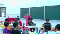 Từ bảng đen đến màn hình số: Hành trình đổi mới trong trường học
