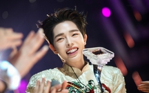 Đức Phúc ra mắt phim tài liệu về hành trình mang nhạc Việt ra thế giới