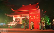Khúc tri ân các Anh hùng liệt sĩ tại Công viên Lê Thị Riêng