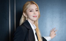 “Solo Leveling” công bố dàn diễn viên bổ sung, Han So-hee hóa thợ săn Cha Hae-in