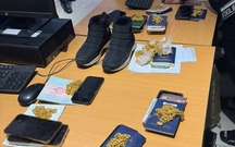 Hải quan sân bay phát hiện nhóm đối tượng vận chuyển trái phép gần 7kg vàng