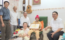 Lãnh đạo Ủy ban MTTQ Việt Nam TP. Hồ Chí Minh thăm, chúc thọ người cao tuổi tiêu biểu
