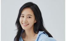 Yuri - Girls' Generation rời SM Entertainment sau 19 năm