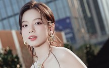 Lê Hạ Anh sau phim 700 tỷ được săn đón, ngày càng gợi cảm và không vội kết hôn
