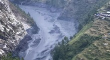 Nepal khẩn trương sơ tán người dân sau lũ quét