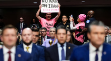 Thượng viện Mỹ thông qua dự luật hạn chế quyền lực của ông Trump trong cuộc chiến với Iran