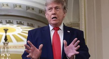 Ông Trump tuyên bố Iran không thu phí tàu bè qua eo biển Hormuz