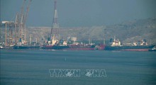 UAE tăng cường năng lực cảng biển, tránh eo biển Hormuz