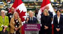 Canada áp thuế trả đũa nhắm vào hàng hóa của Mỹ