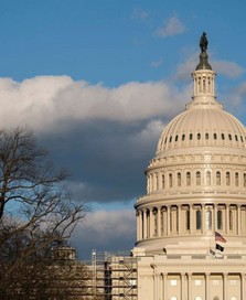 Thượng viện Mỹ thông qua dự luật chính sách quốc phòng thường niên