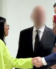 Giám đốc CIA gặp Tổng thống lâm thời Venezuela chuyển thông điệp của Tổng thống Trump