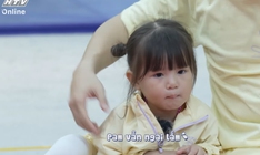 Pam cùng ba Long vượt qua “khủng hoảng tuổi lên 3”