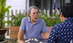 Lẹ không trễ tàu: "Hạ thủ bất hoàn" và chuyện đời tàn tệ như bàn cờ