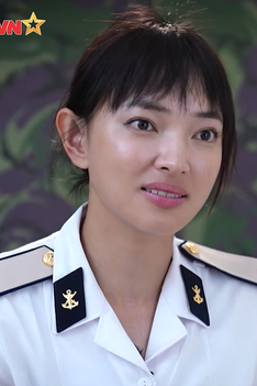 Châu Bùi, Văn Mai Hương xúc động khi lần đầu ngồi trực thăng quân đội | Sao Nhập Ngũ 2026