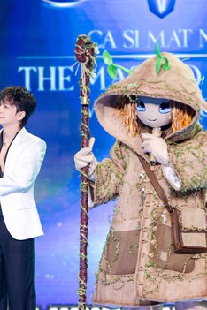 CẬU TƯ LÀNH, CÔ SAO khiến dàn cố vấn "nổi da gà" tại vòng 2 The Masked Singer 2026