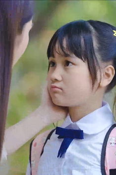 Mê cung ái tình: Tuy cười mà lòng đau!