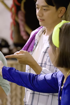 Lẹ không trễ tàu: Tối lửa tắt đèn có nhau